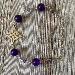 925 Sterling Silver and Amethyst stone Purple Witch Know Celtic Bracelet